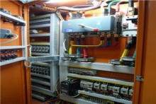 电气控制设备 深圳柳溪集团 空调净化设备销售 喷粉设备厂家 喷漆设备价格 电泳设备批发 氧化设备厂家 清洗设备经销商 智能化装备公司 机器人集成公司 输送机设备制造商 