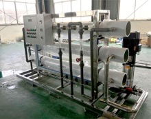 纯净水设备_安徽华洁**设备有限公司